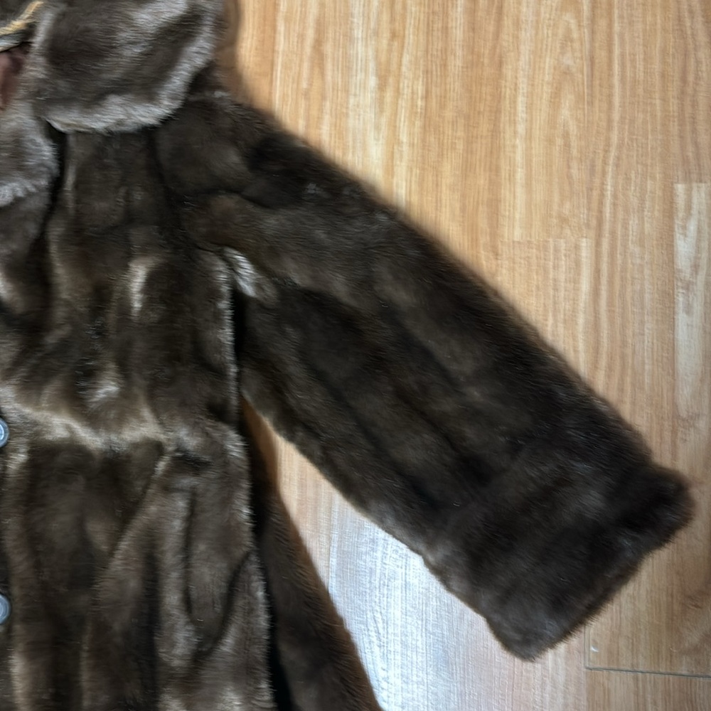 Vintage Tissavel of France Braemoor Pile 100% Acrylic Faux brown Fur NICE - Picture 7 of 15